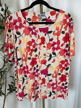 JM Collection Textured Short Sleeve Floral Tee Soft and Flowy Sz 1X (V1)